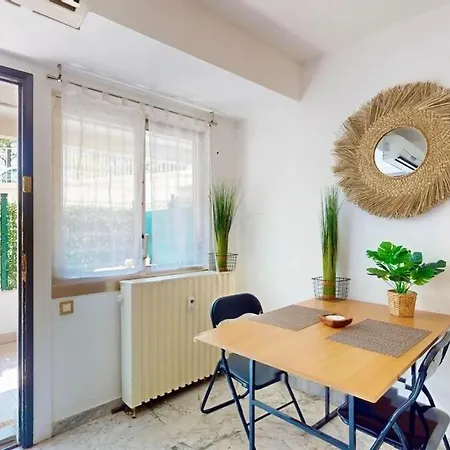 Cosy Near Beaches *